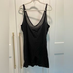 Skims 3X shorts body suit mesh shape wear